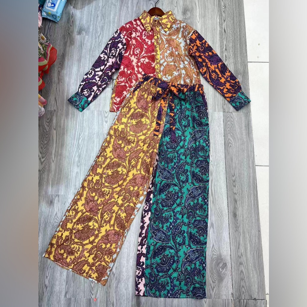 Peekskill Two Piece Set